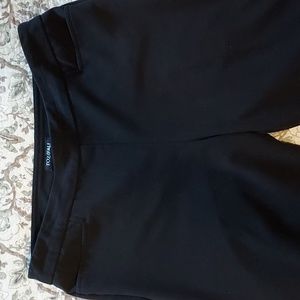 Roz & Ali black pull on slacks sz 6